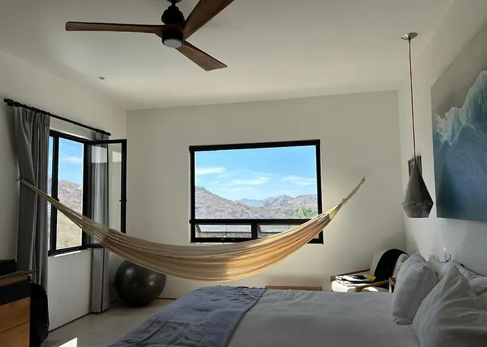 Modern Retreat By The Beach, Rincon Del Afan Villa *